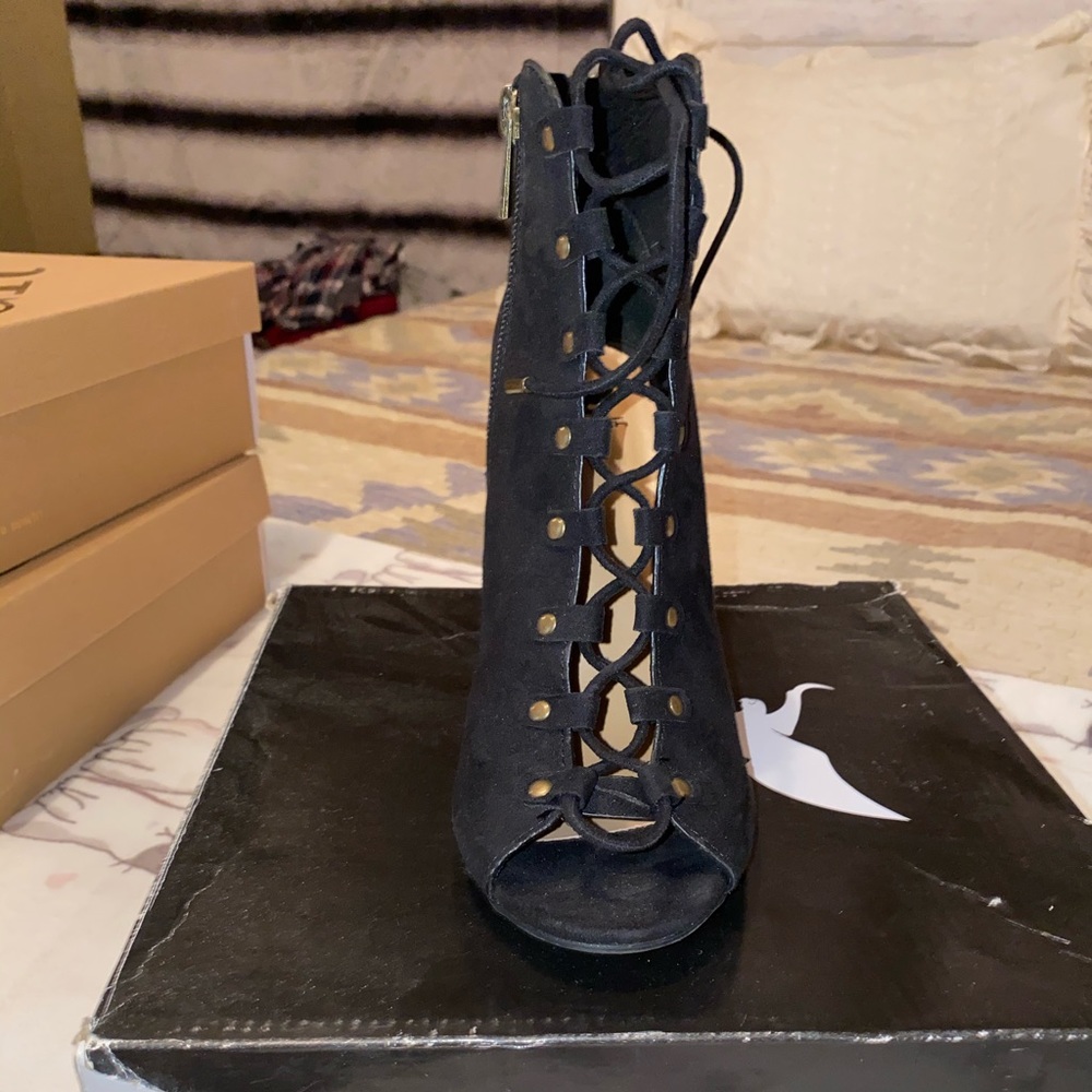 Shiekh Heels